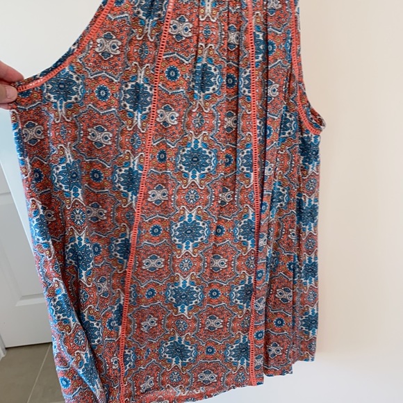 Pattern Tassel Top - Picture 5 of 5